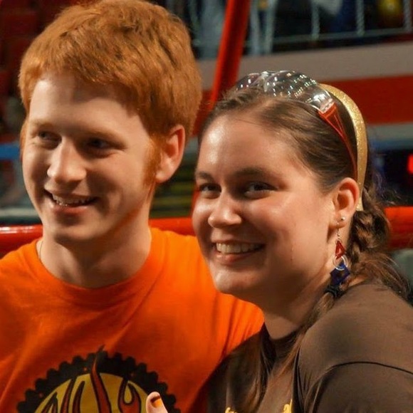 Meet your Posher, Renee - Picture 1 of 1